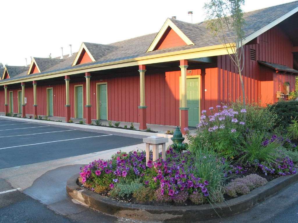 The Village Green Cottage Grove Bilik gambar